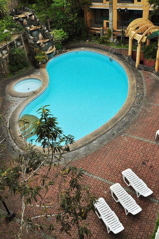 Sunrise Holiday Mansion Tagaytay City Exterior photo