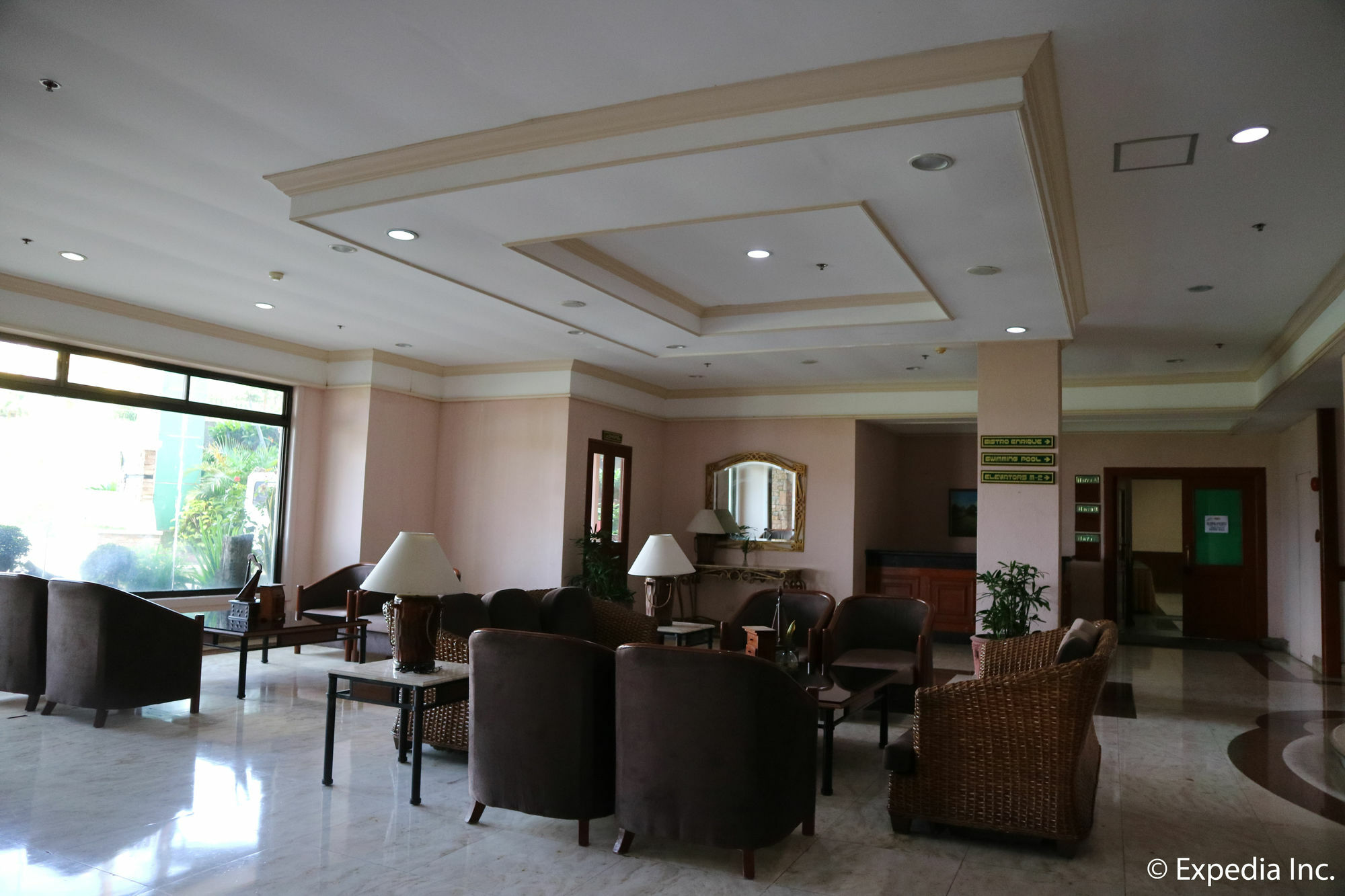 Sunrise Holiday Mansion Tagaytay City Exterior photo