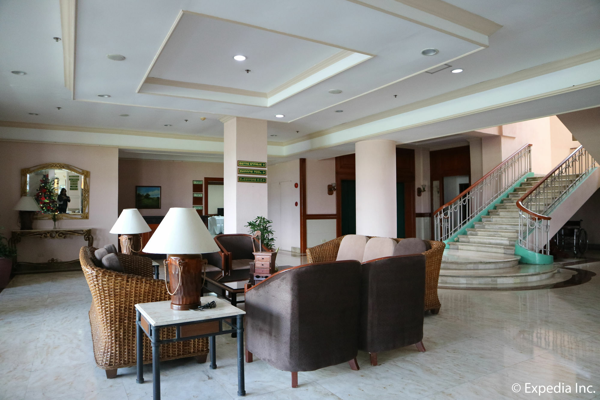 Sunrise Holiday Mansion Tagaytay City Exterior photo